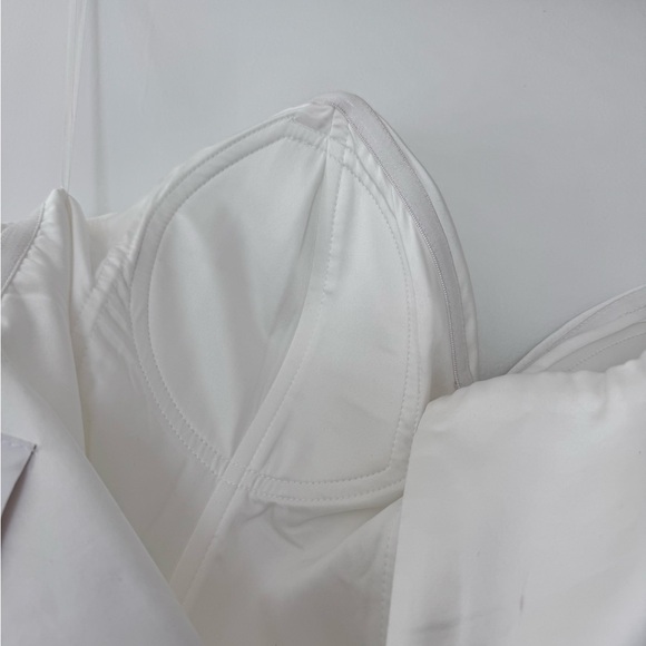 Meshki Marilyn Corset white gown | Wedding dress, rehearsal dinner, meshki dress - Picture 9 of 11
